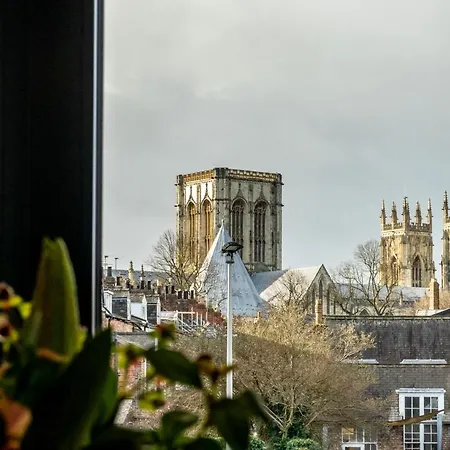 12 St. John's Mews Daire